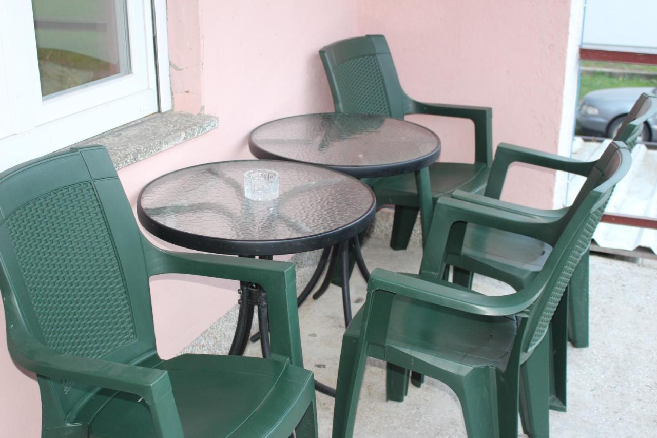 Teslić Apartmani Ramonda מראה חיצוני תמונה